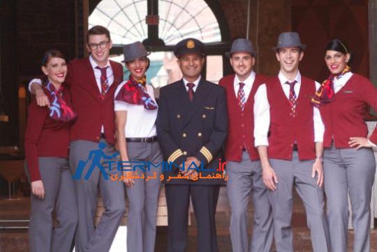 لباس مهمانداران در شرکت ایرکانادا روژ (Air Canada Rouge)