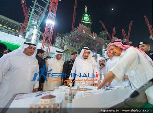 تصاویری از بی احترامی پادشاه عربستان به کعبه