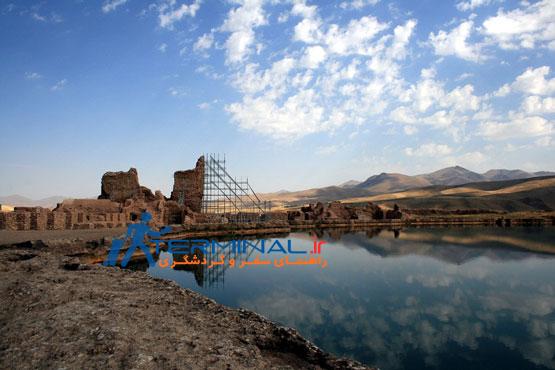 دریاچه‌ای پر از گنج زیر پای تخت سلیمان در ایران