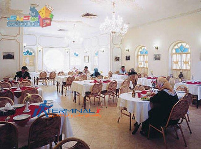 azadi-hotel-yazd-restaurant.jpg (650×482)
