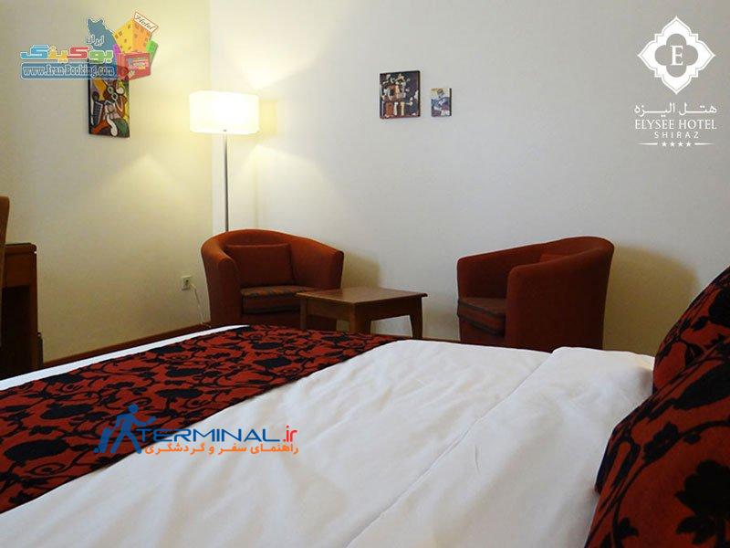 elysee-hotel-shiraz-room-view.jpg (800×600)