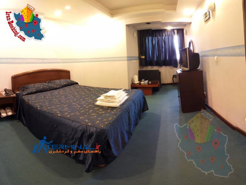 jamejam-hotel-shiraz-duble-room.jpg (800×600)