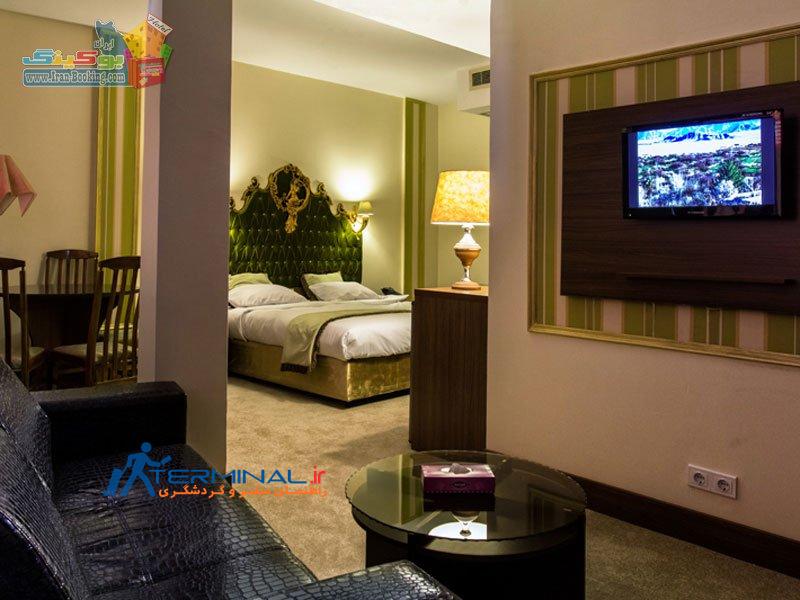 marlik-hotel-tehran-suite-2.jpg (800×600)