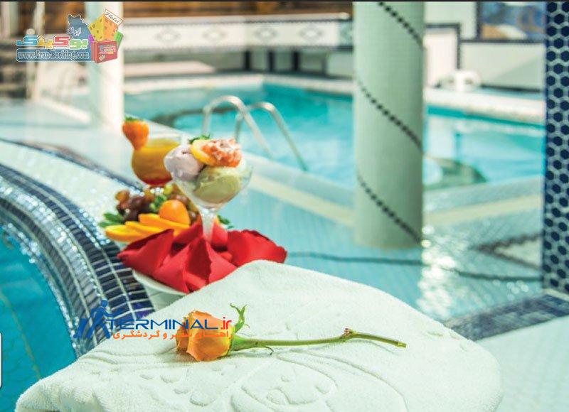 shahr-hotel-tehran-pool.jpg (800×580)
