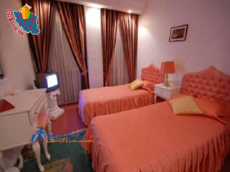 tajmahal-hotel-tehran-room.jpg (800×600)