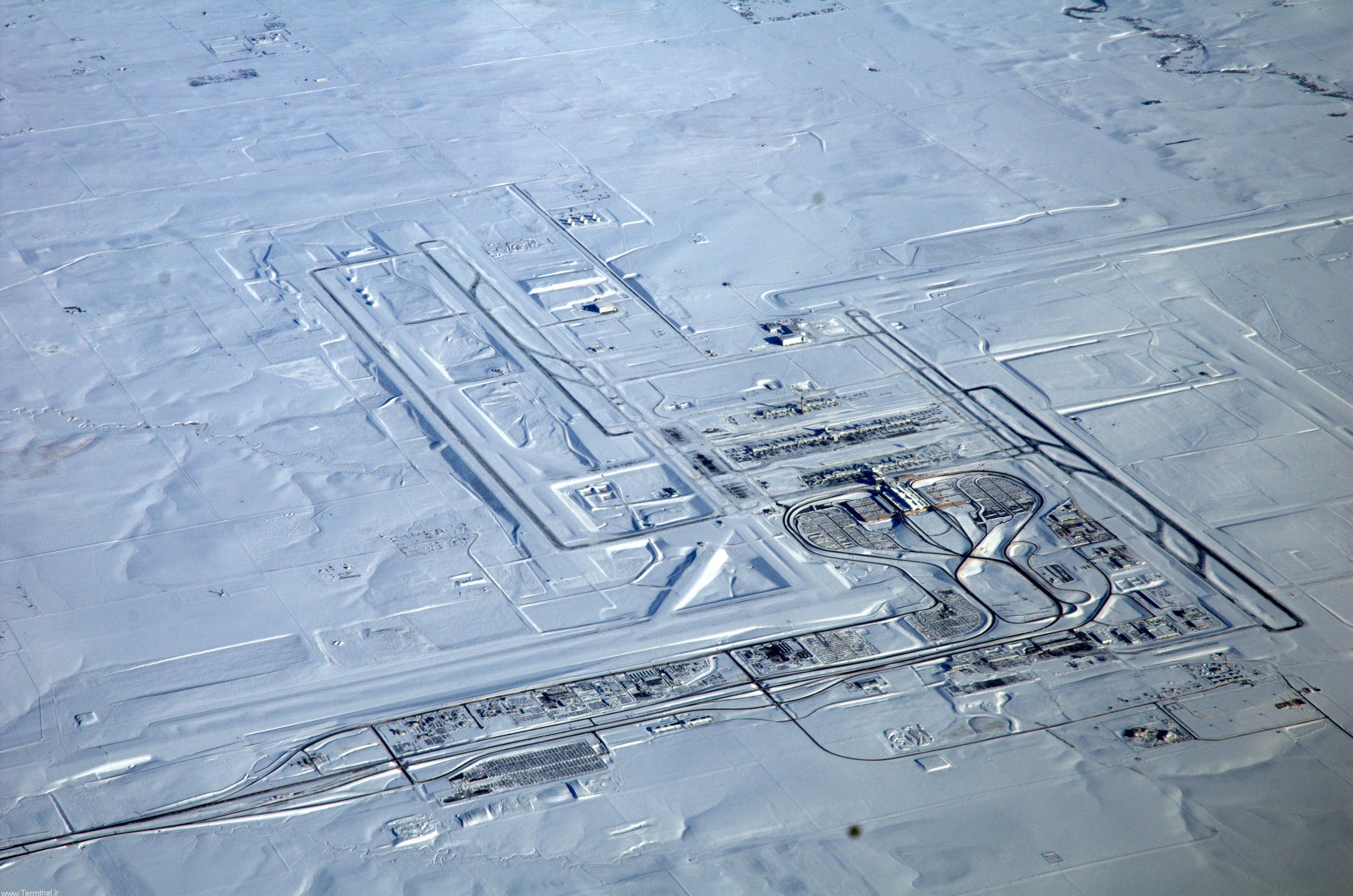 http://terminal.ir/wp-content/uploads/2016/02/Denver_International_Airport,_snow.jpg